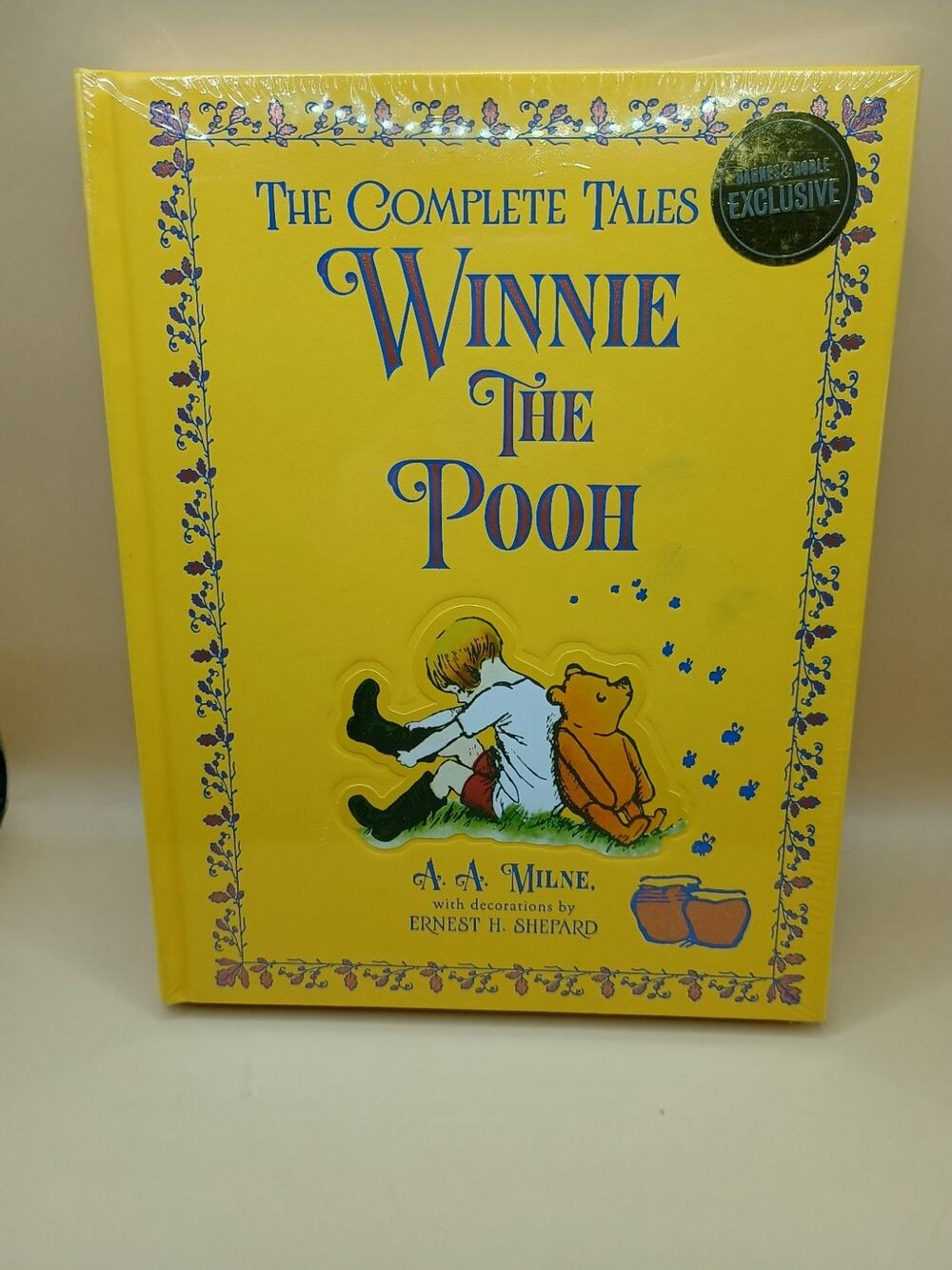 THE COMPLETE TALES OF WINNIE THE POOH A. A Milne Leather Bonded ILLUSTRATED BOOK